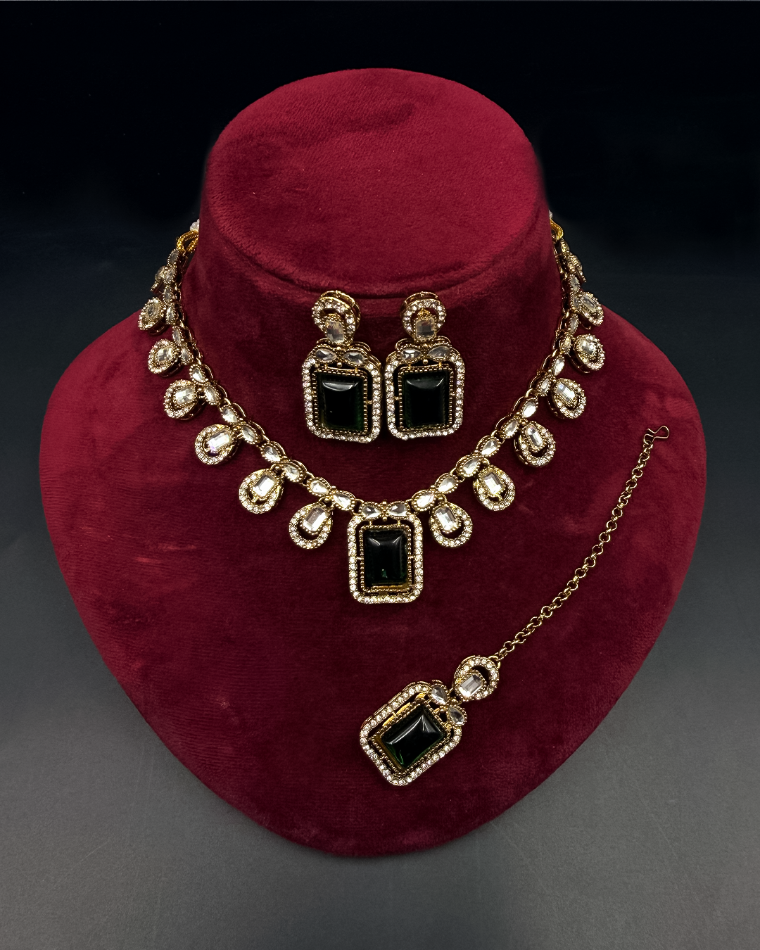 Orion Necklace Set