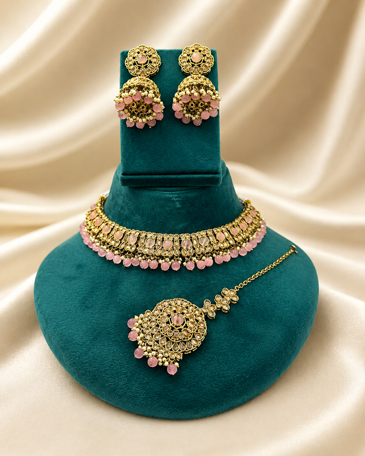 Leora Chokar Necklace Set