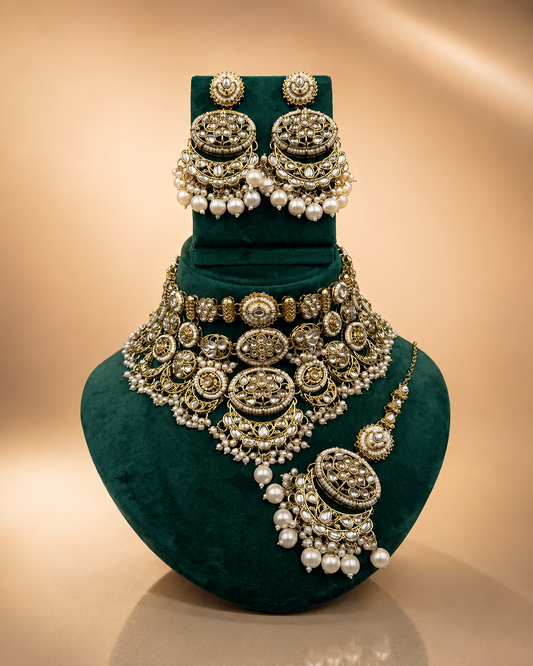 Azzaro Choker Kundan Necklace Set